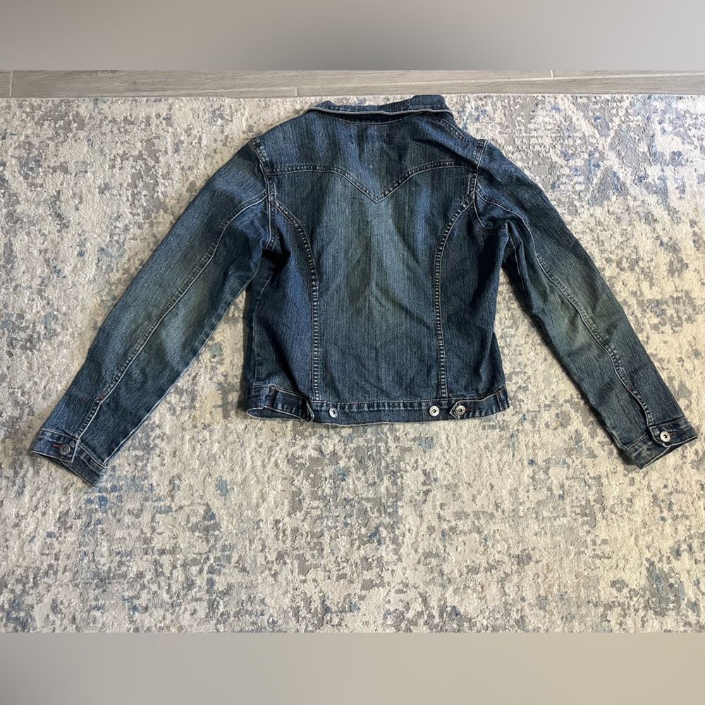 Jean jacket - Picture 2 of 3